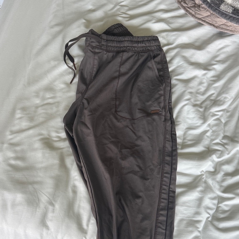 Women’s Brown Cherokee scrub Pants